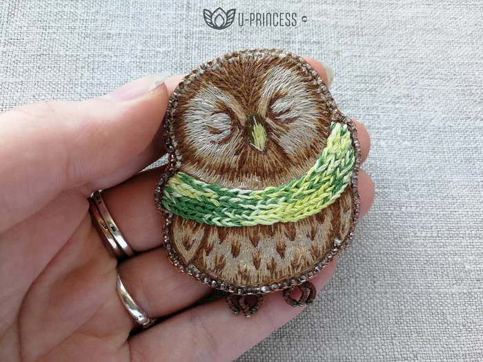 Who goes to bed late and gets up late... Brooch Owlet - My, Satin stitch embroidery, Owl, Brooch, Handmade, Needlework without process
