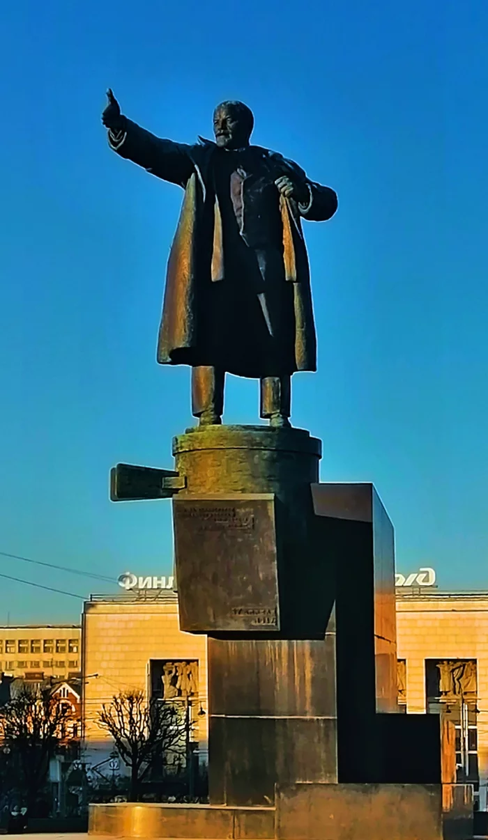 Like everyone, comrades! - My, The photo, Lenin, Foreshortening, Like