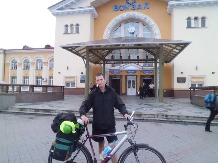 Bike trip to Moldova - 1 day, not yet in Moldova - My, Moldova, Bike ride, Vinnytsia, Zhmerynka, Railway station, Travels, Longpost, A bike