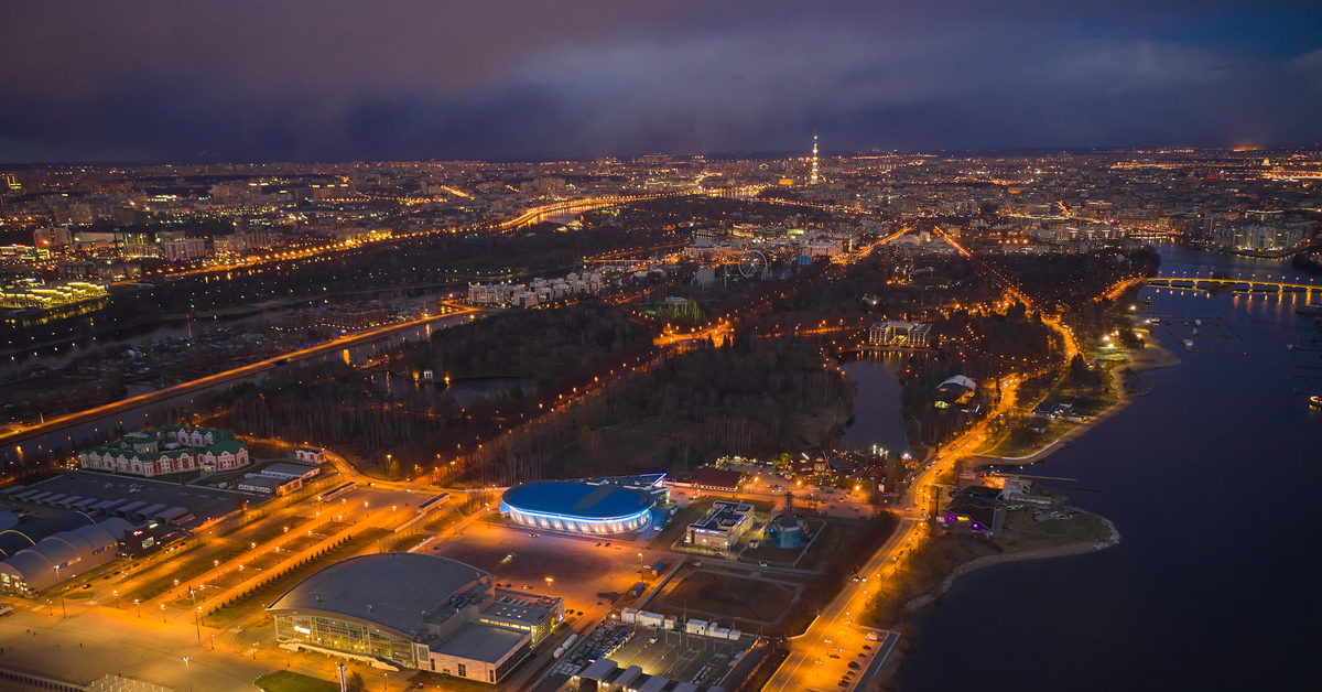 Крестовский остров с петербург