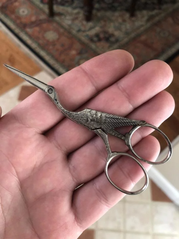 Scissors in the form of a heron - Scissors, Heron, The photo