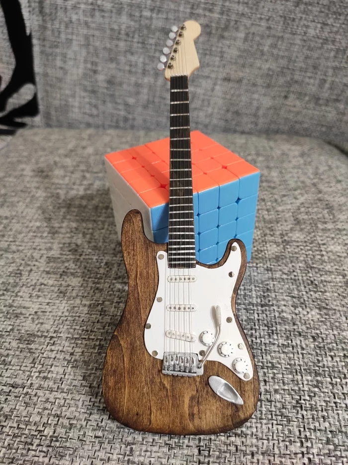 Miniature guitar Fender - My, Guitar, Fender, Fender Stratocaster, Miniature, With your own hands, Exam, Souvenirs, Wooden souvenirs