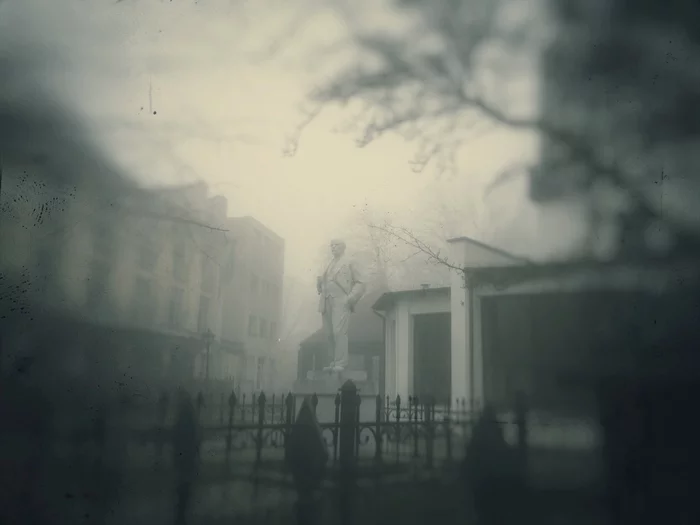Lenin in the fog - My, Lenin, The photo, Monument, Kaliningrad region