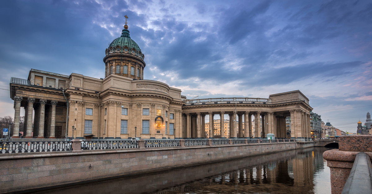 Казанский собор в Петербурге фасад