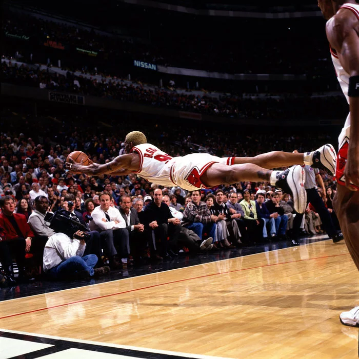 Horizontal flight by Dennis Rodman - Images, Sport, Basketball, NBA, 90th, Dennis Rodman