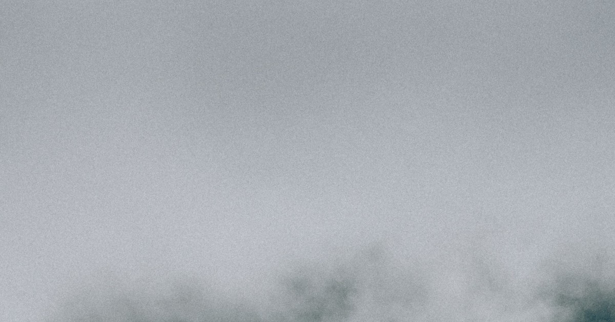 Белый туман. Туман над головой. Петербург туман. Голова в облаках. Питер в тумане.