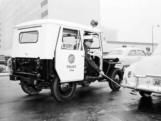 I want to know everything #658. Why do American police mark wheels with chalk? - Want to know everything, USA, US police, chalk, Tags, Parking, Fine, Longpost