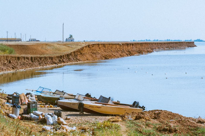 Bank of the Yeruslan River, next to the ferry crossing - My, A boat, River, The photo, Volgograd region