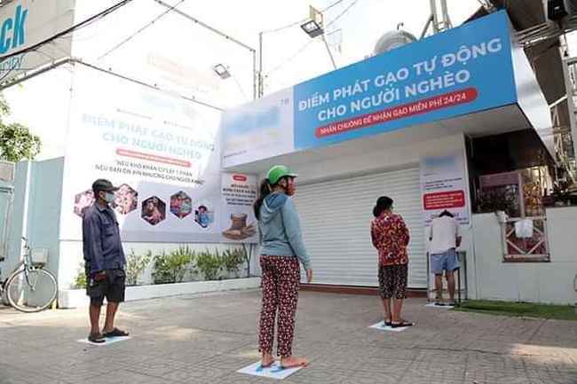 Rice machines in Vietnam - Coronavirus, Vietnam, Rice