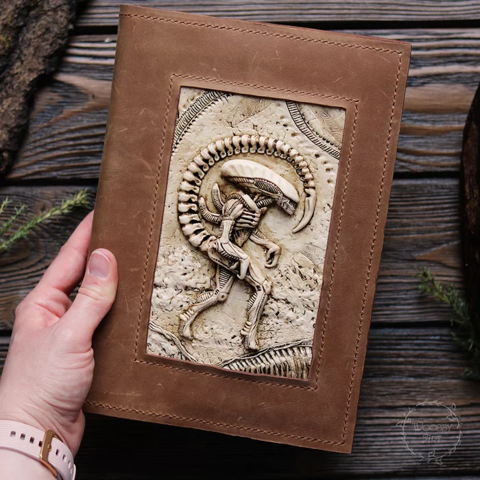 Sketchbook Xenomorph - My, Xenomorph, Stranger, Hans Giger, Polymer clay, Leather, Natural leather, Longpost