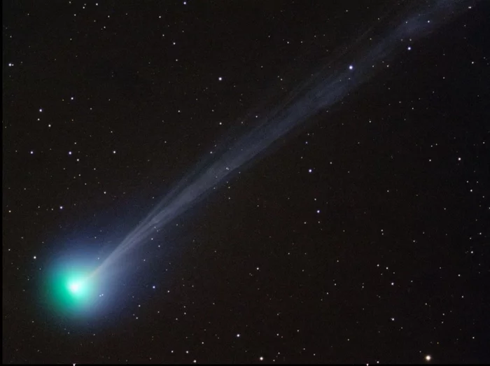 Комета C/2020 F8 SWAN на снимках астрофотографов со всего мира Комета, Космос, Астрофото, Длиннопост