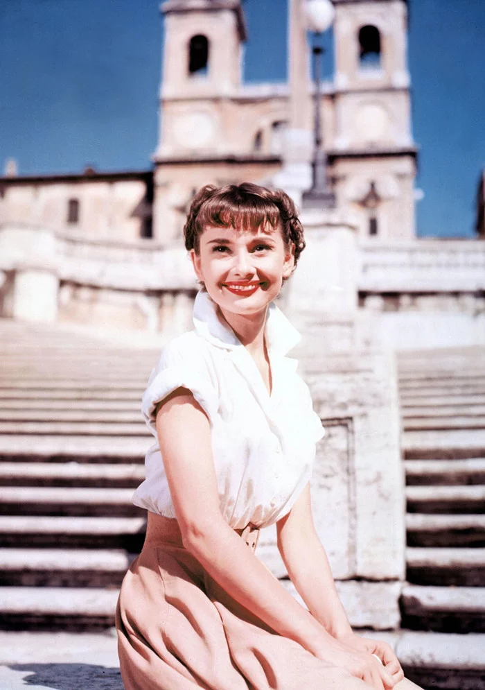 Audrey Hepburn - 91: the most beautiful shots of the actress - Audrey Hepburn, Roman holiday, Sabrina, Breakfast at Tiffany's, Hollywood, Longpost, War and Peace (Tolstoy), How to Steal a Million (movie), 1957, 1953, 1954, 1956, 1961, 1966, 1964, 1974, 1979, Actors and actresses, Movies, Old movies, Celebrities