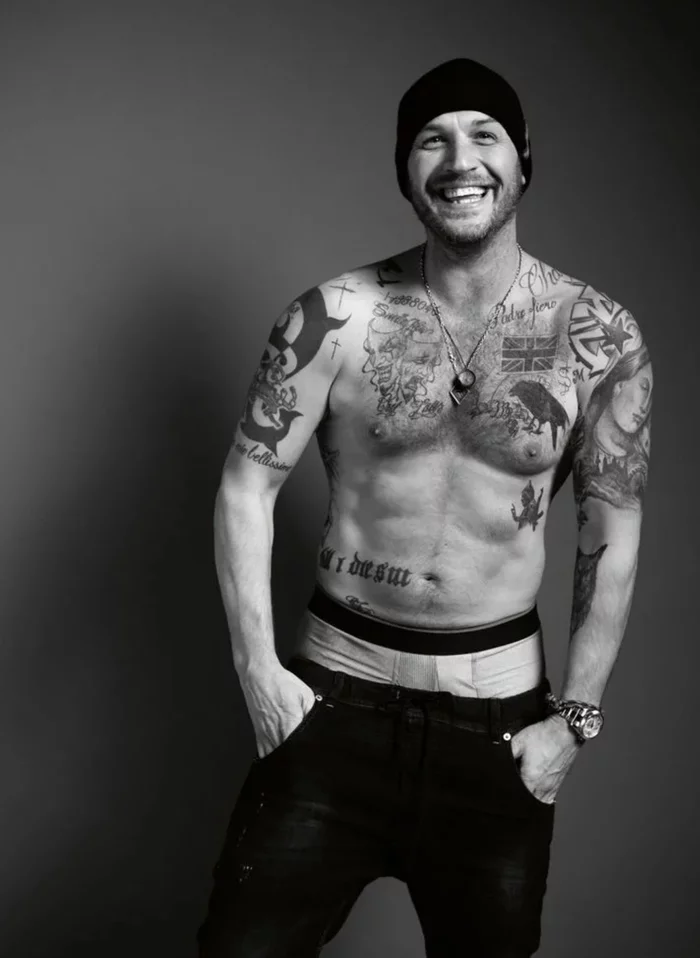 Insanely charismatic and sexy Tom Hardy - Tom Hardy, Torso, Naked torso, Sexuality, From the network, Celebrities, Longpost
