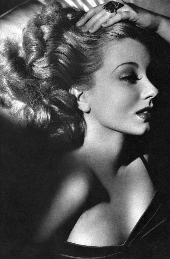Divas. - beauty, Hollywood golden age, Celebrities, The photo, Black and white, Girls, Longpost