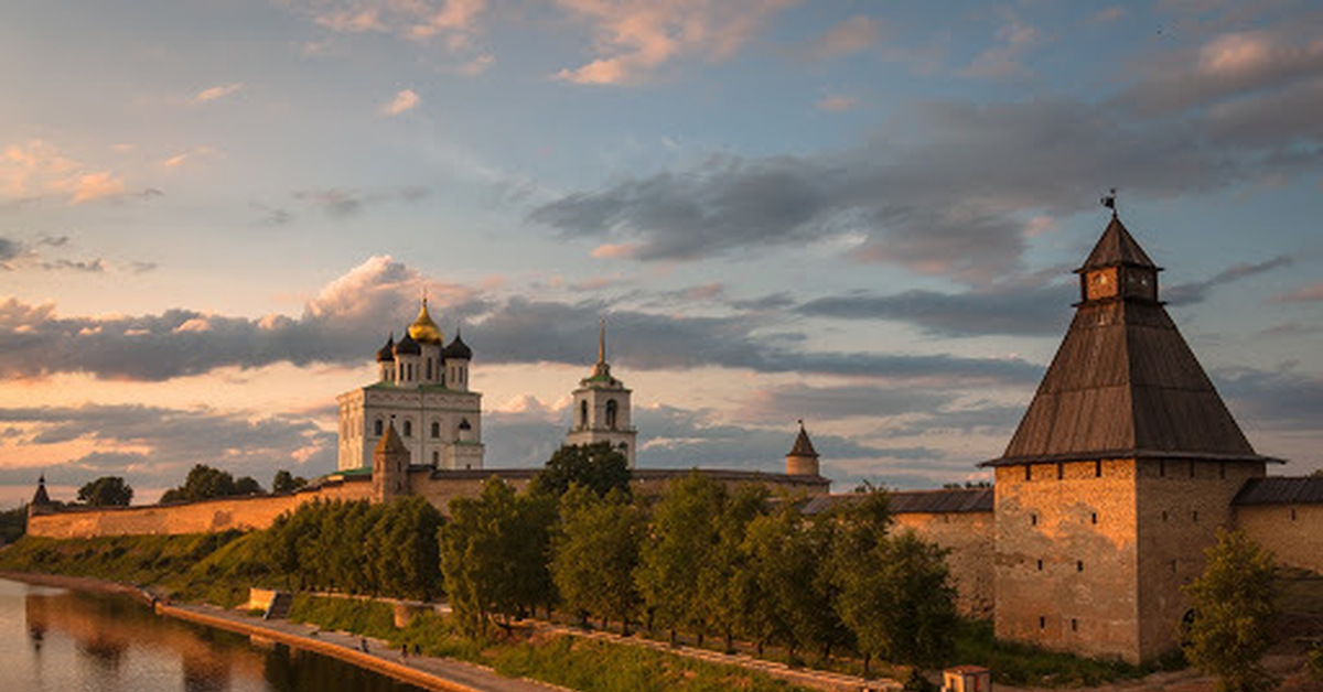 Псков расположен на реке