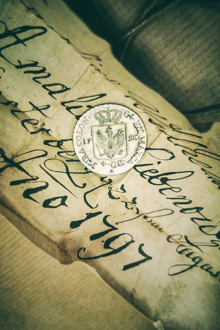 В Польше обнаружена капсула времени 1797 года Польша, Капсула времени, Предки, Реставрация, Длиннопост В Польше обнаружена капсула времени 1797 года Польша, Капсула времени, Предки, Реставрация, Длиннопост