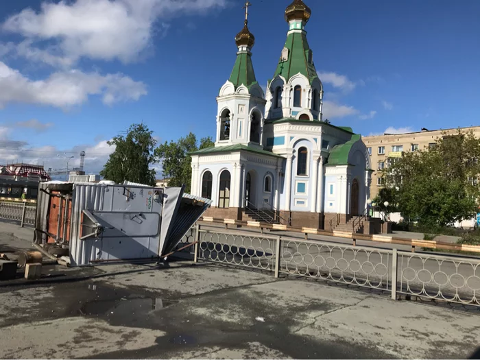 Hurricane in Ekb - Yekaterinburg, Hurricane, Temple