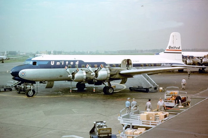 A flight that only men flew - Aviation, civil Aviation, USA, United airlines, Douglas DC-3, Caravelle, Longpost