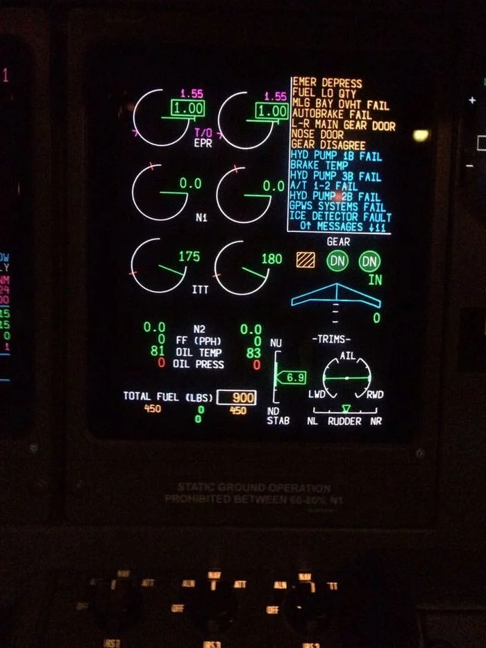 ...and there are three icons on the dashboard - My, Airplane, Error, Refusal, Aviation