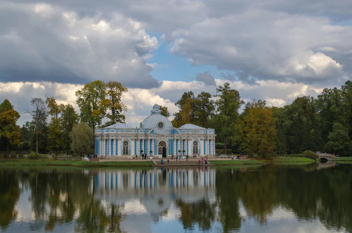 Tsarskoye Selo, Pushkin. Nikon D5100 18-55mm & 35mm 1.8 - My, Tsarskoe Selo, Nikon d5100, Catherine Park, Pyramid, Pergola, Reflection, Longpost