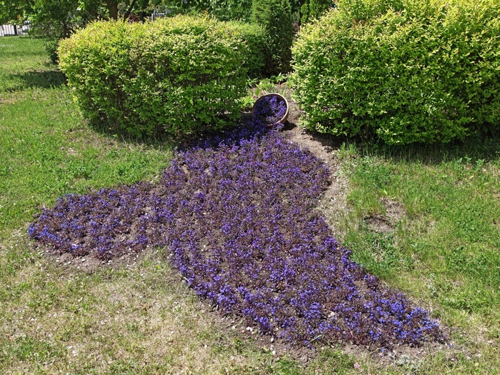Вот такой арт-ландшафт сегодня повстречался