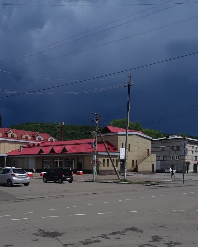 Not a thunderstorm, but also gloomy... - My, Sky, Before the storm, Irradiation