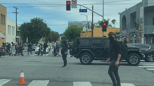 Riot and looting in Los Angeles - My, Negative, Los Angeles, Life in the USA, Living abroad, Riot, A life, Video, Longpost, Death of George Floyd