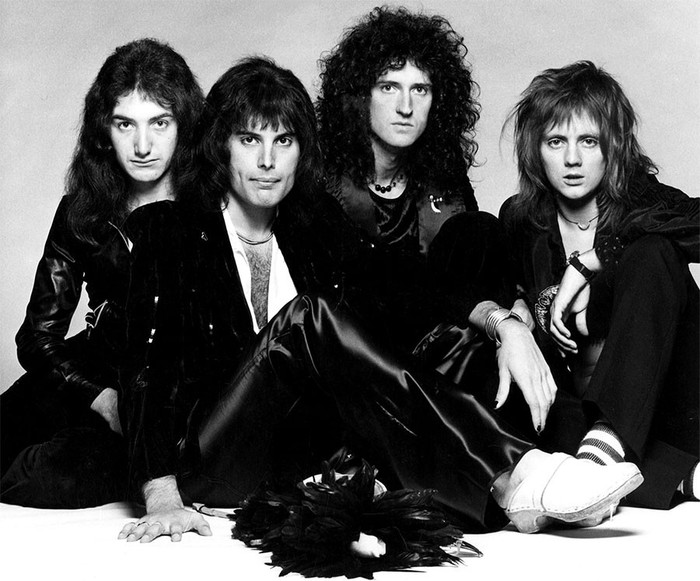 Queen - "Bohemian Rhapsody".    Bohemian Rhapsody, Queen,  , , 