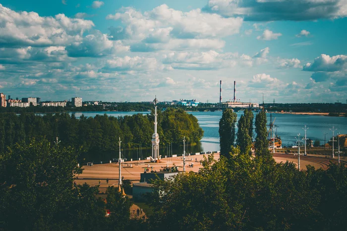 View of the Admiralteyskaya Square. - My, The photo, Voronezh, Town, Embankment