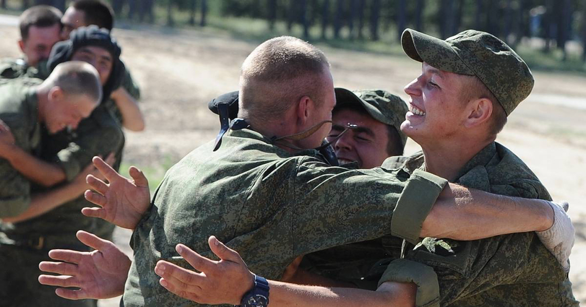 Солдат другими словами. Воинский коллектив. Сплочение воинского коллектива. Месячник сплочения воинских коллективов. Товарищество в армии.