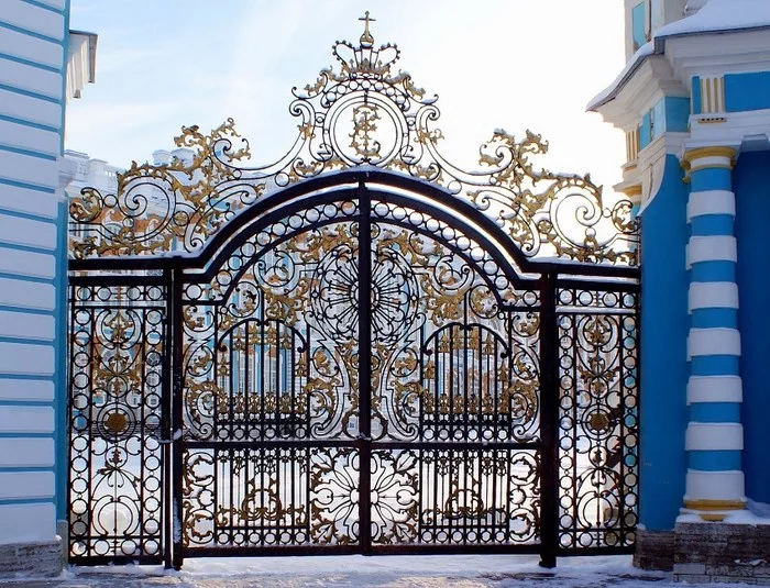 Самые красивые кованые ворота России Россия, Ворота, Достопримечательности, Туризм, Санкт-Петербург, Длиннопост