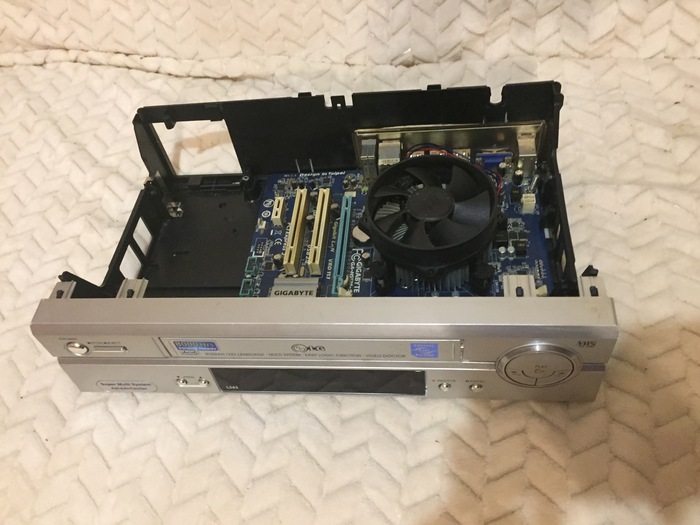 Пк из VHS плеера Системный Блок, VHS, Самоделки, Сообщество ремонтеров, 90-е, Корпус ПК, Видеомагнитофон, Длиннопост