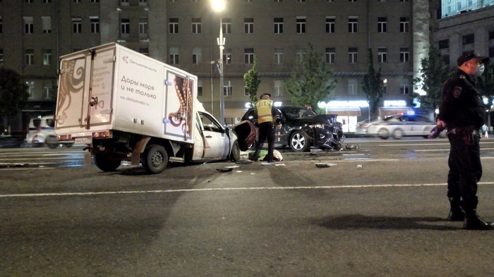 The victim in the accident with Mikhail Efremov died - Mikhail Efremov, Road accident, Moscow, Drunk Driver, Negative, news, Video