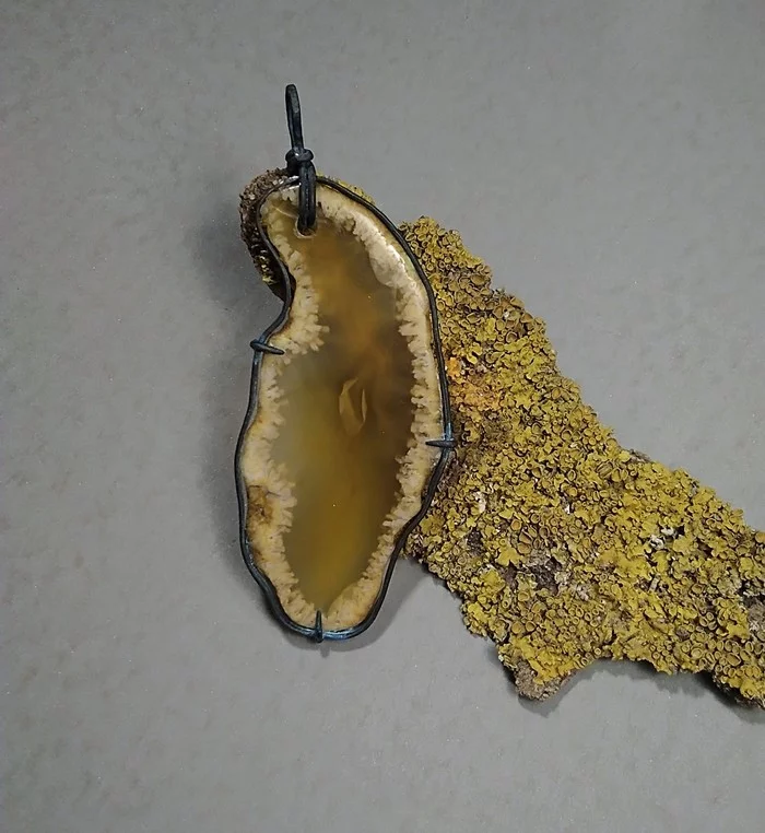 Pendant with agate (or maybe not with agate) - My, Handmade, Decoration, Needlework with process, Brass, Longpost