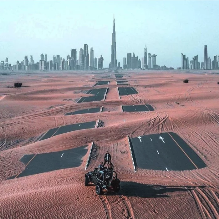 Dubai after quarantine looks like a post-apocalyptic world - Dubai, Burj Khalifa, Skyscraper, Dunes, Sand, Post apocalypse, The photo, Quarantine