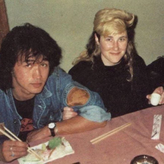 Виктор Цой и Юрий Каспарян в США, 1990 год Виктор Цой, Юрий Каспарян, Музыканты, Группа КИНО, США, Фотография, Память, Длиннопост Виктор Цой и Юрий Каспарян в США, 1990 год Виктор Цой, Юрий Каспарян, Музыканты, Группа КИНО, США, Фотография, Память, Длиннопост