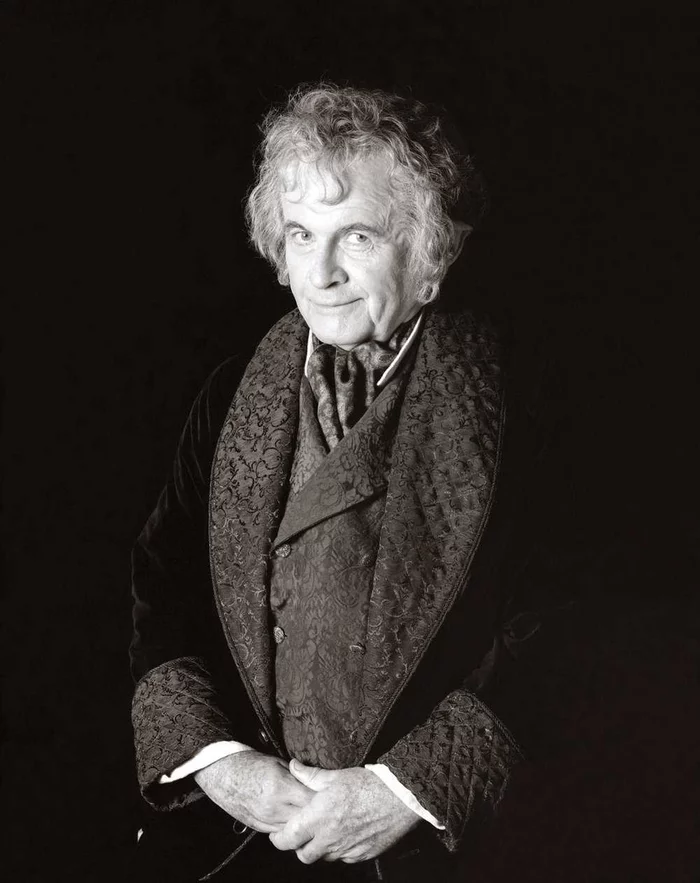Bilbo Baggins - Actors and actresses, Death, Roles, Bilbo Baggins