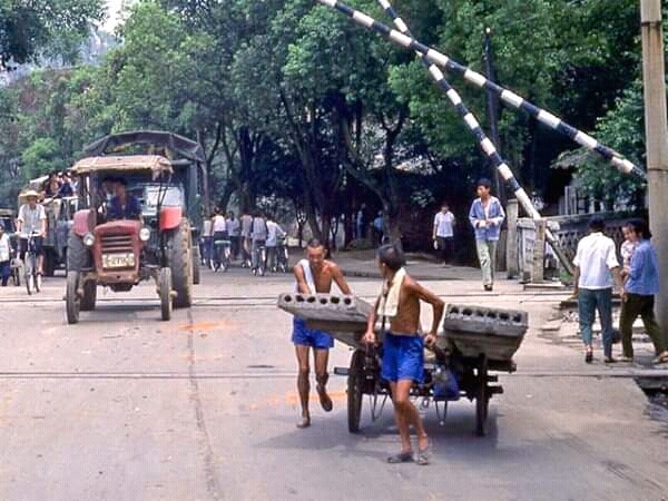 Guilin, year 1979 - Story, Town, Cargo transportation