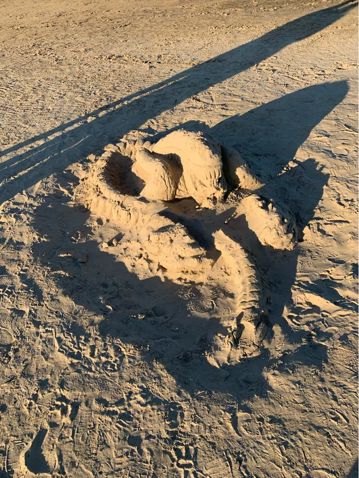 Saw on the beach - Stranger, Beach, Sculpture, Longpost