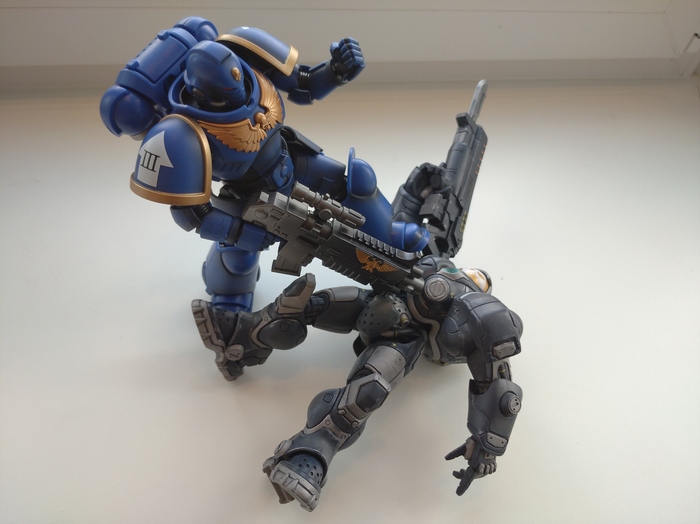 Вечный спор, кто круче, закрыт)