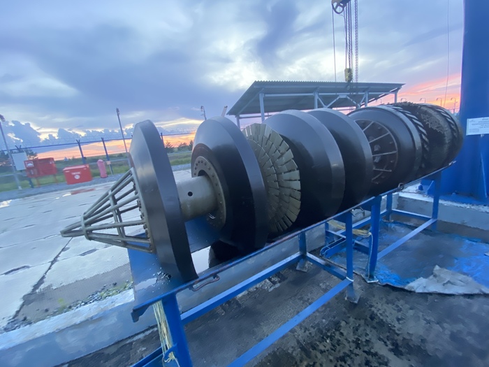 �������