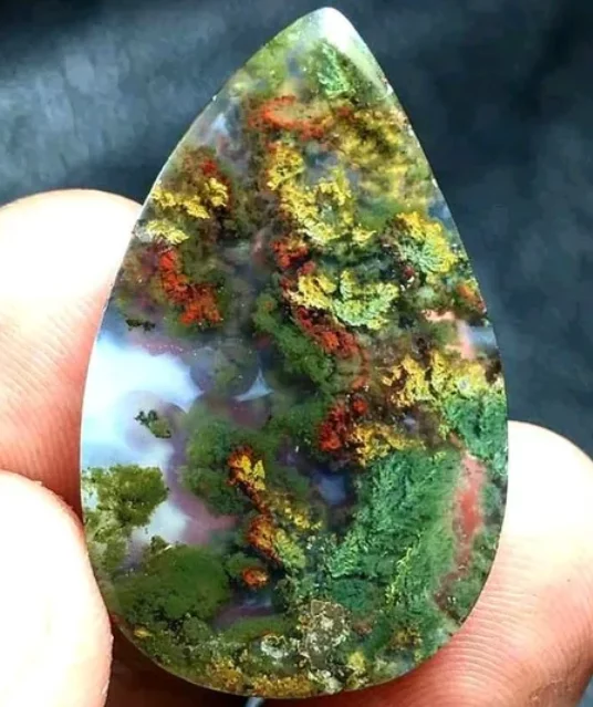 Moss agate from Indonesia - Agate, Jewelry, beauty