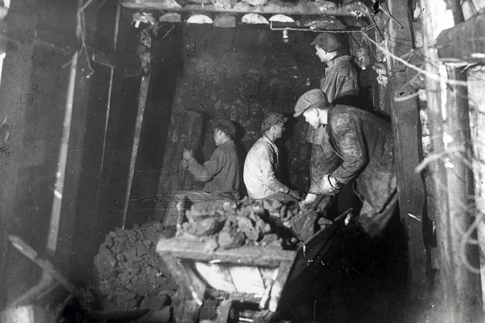 What strange things were found during the construction of the Moscow metro - Moscow Metro, Archeology, Building, Digger, Тайны, Antiquity, Longpost