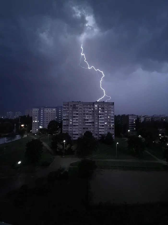 Minsk, evening thunderstorm - My, The photo, Thunderstorm