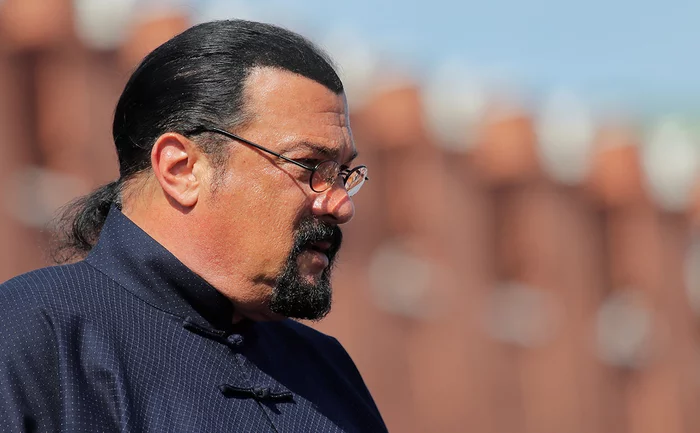 Steven Seagal and Disney's granddaughter asked to raise their taxes due to the pandemic - USA, Tax, Wealth