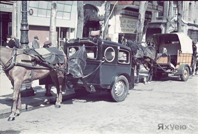 Фото Парижа. 1942-1943 год - продолжение - Вторая мировая война, Париж, Фотография, Длиннопост, Транспорт, Велосипед, Политика