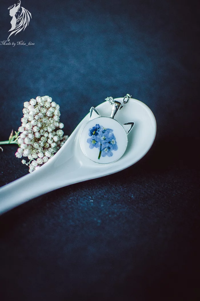 Forget-me-nots in epoxy resin - My, Handmade, Epoxy resin, Bijouterie, Needlework without process, Forget-me-nots, Nika_kiss, Longpost