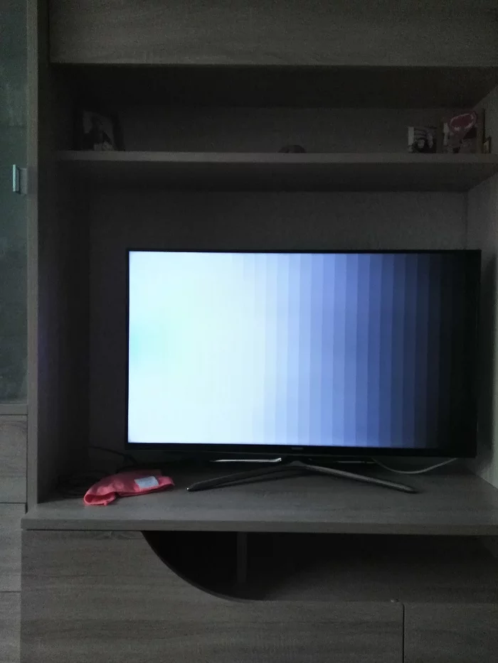 Blue spot on Samsung TV - My, Samsung, TV set, Residential complex, TV repair, Longpost