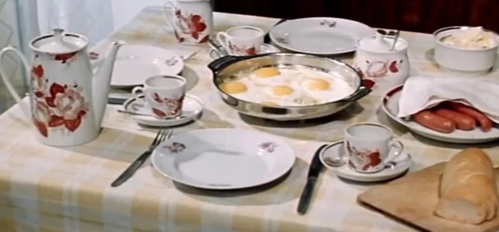 What did Soviet people eat for breakfast? - My, Movies, Leonid Gaidai, the USSR, Breakfast, Food, Leonid Kuravlev, Longpost