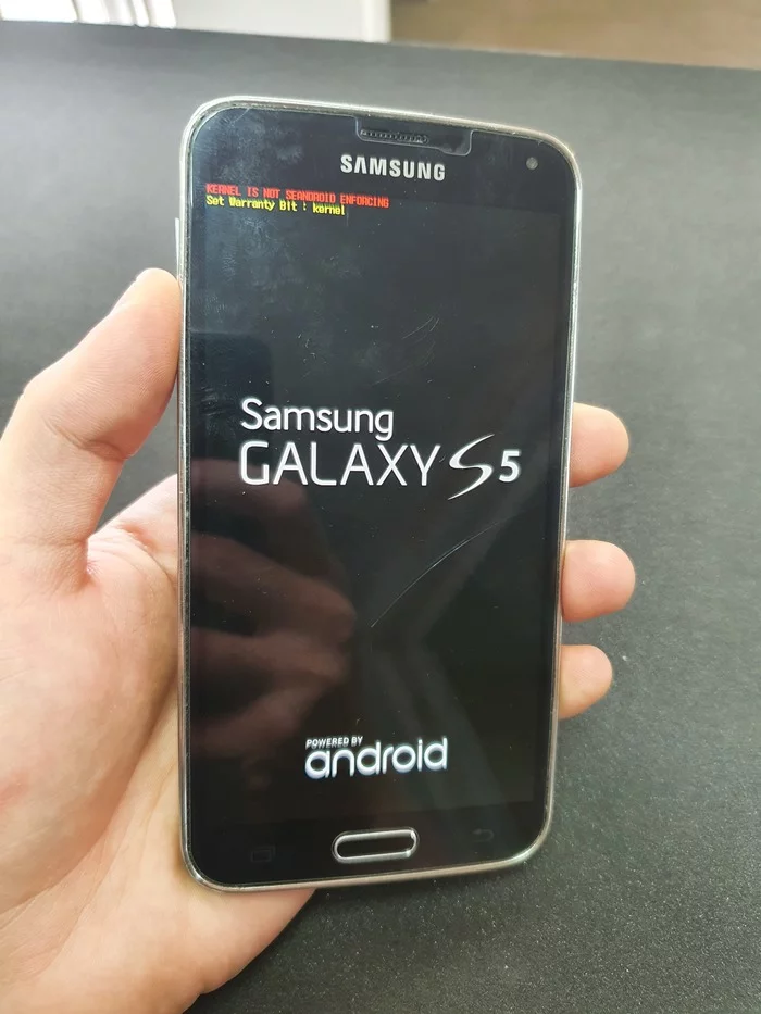 Samsung s5 thinks it's S6 edge? - My, Samsung, Firmware, Where the world is heading, Longpost